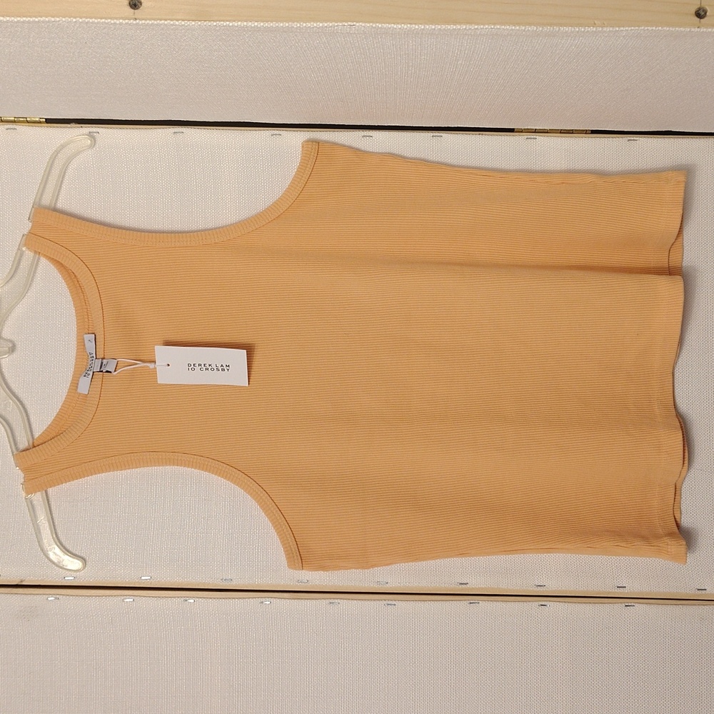 Derek Lam 10 Crosby Sleeveless Ribbed Top Shirt . Peach Color. Size L
